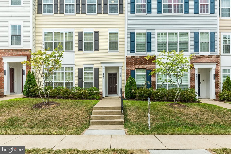 17032 Beveridge Dr unit 24, Dumfries, VA 22026 - photo 1