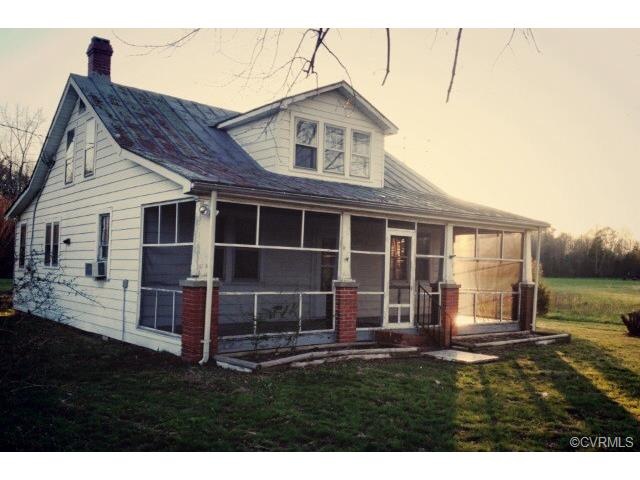 22404 King William Rd, West Point, VA 23181 - photo 1