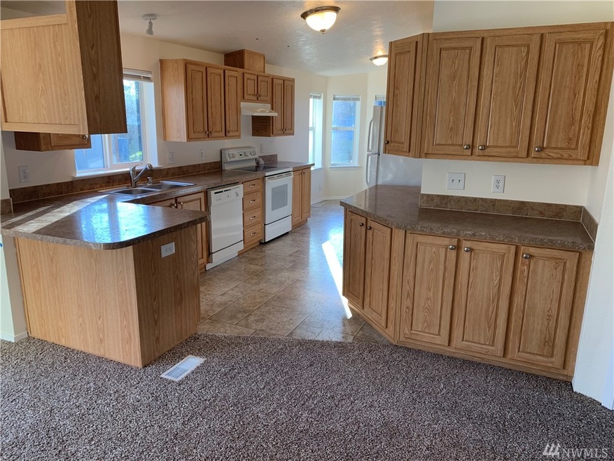 9012 218th Street Ct E unit W14, Graham, WA 98338 - photo 1