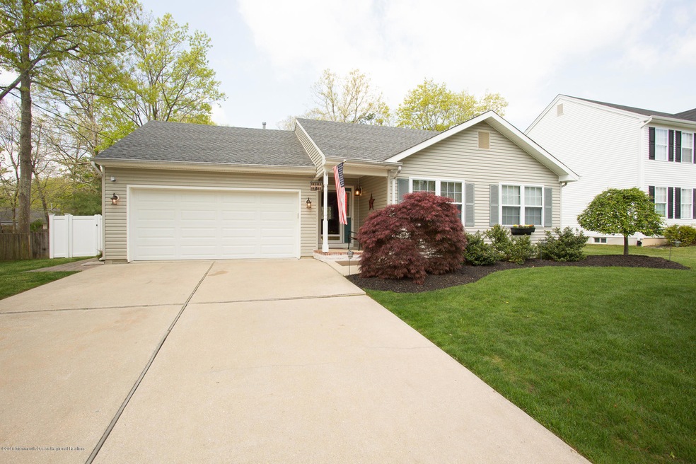 129 Gunwale Rd, Manahawkin, NJ 08050 - photo 1