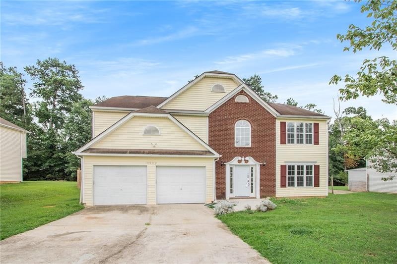 10902 Paladin Dr, Hampton, GA 30228 - photo 1