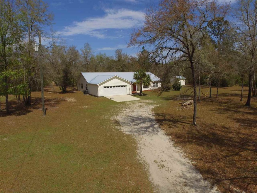 80 Tanglewood Rd, Crawfordville, FL 32327 - photo 1