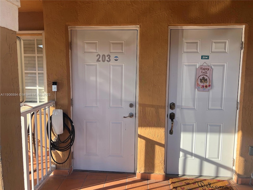 7845 W 36th Ave unit 203, Hialeah, FL 33018 - photo 1