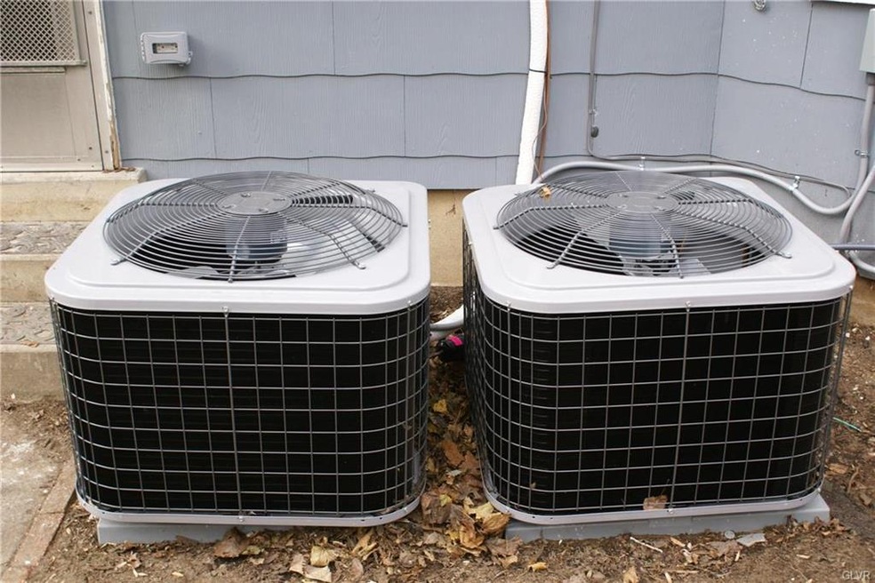 2442 S 5th St unit 2448, Allentown, PA 18103 - photo 1