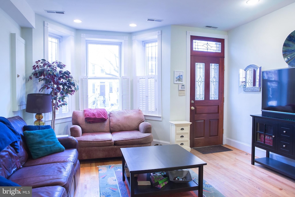 618 5th St NE, Washington, DC 20002 - photo 1