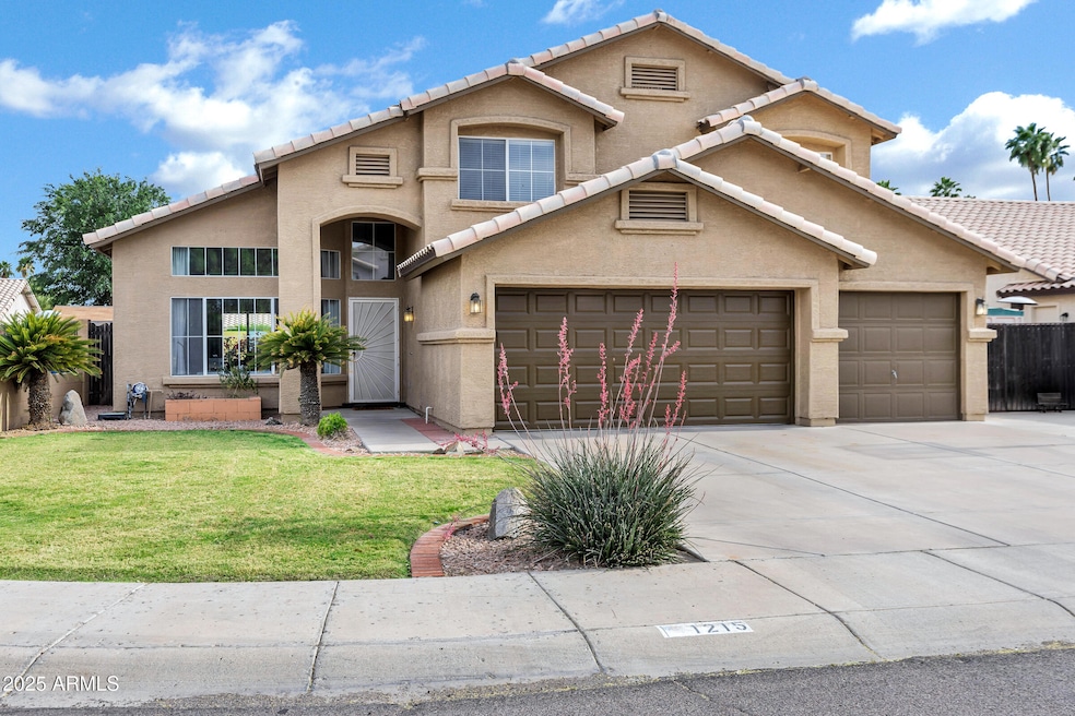 1215 W Wahalla Ln-2