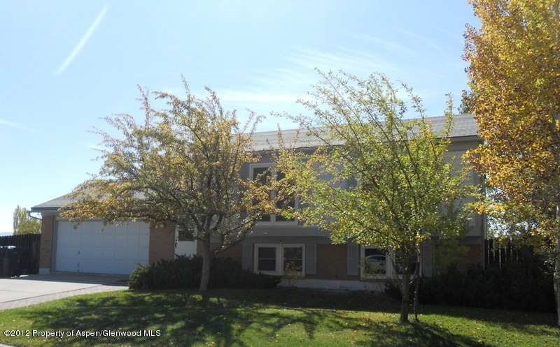 760 Riford