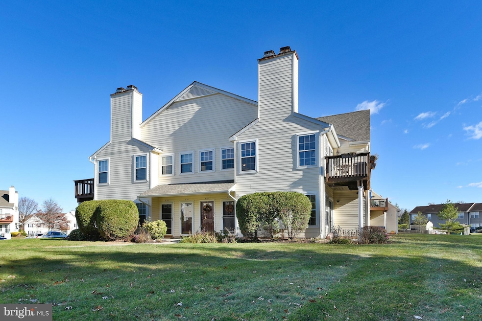 32 Wagon Wheel Rd unit 32, Quakertown, PA 18951 - photo 1