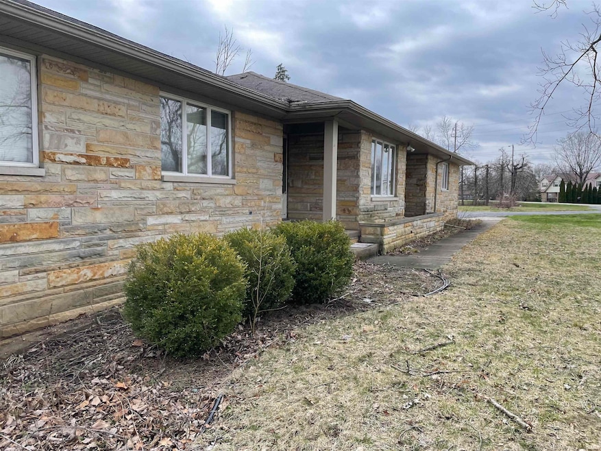 400 S Goyer Rd, Kokomo, IN 46901 - photo 1