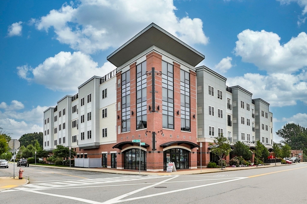 175 North Ave unit 215, Wakefield, MA 01880 - photo 1