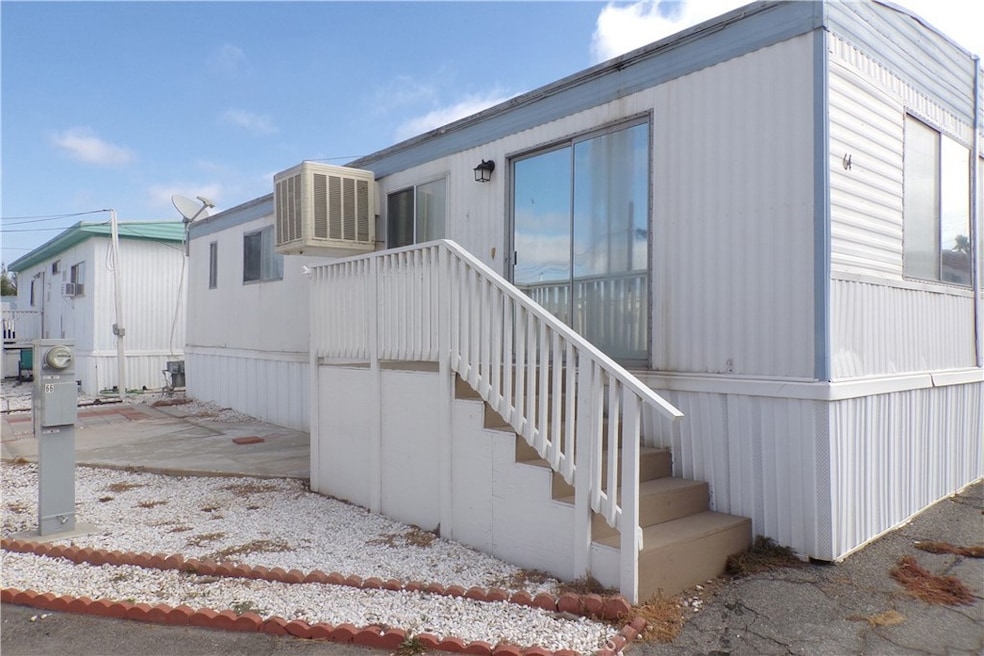 12710 3rd St unit SPC 64, Yucaipa, CA 92399 - photo 1