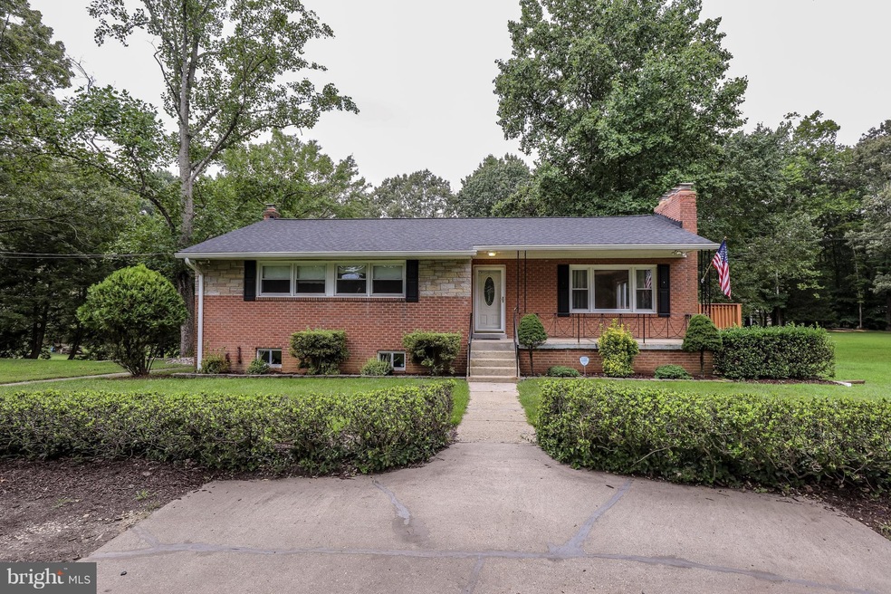 14215 Duckett Rd, Brandywine, MD 20613 - photo 1