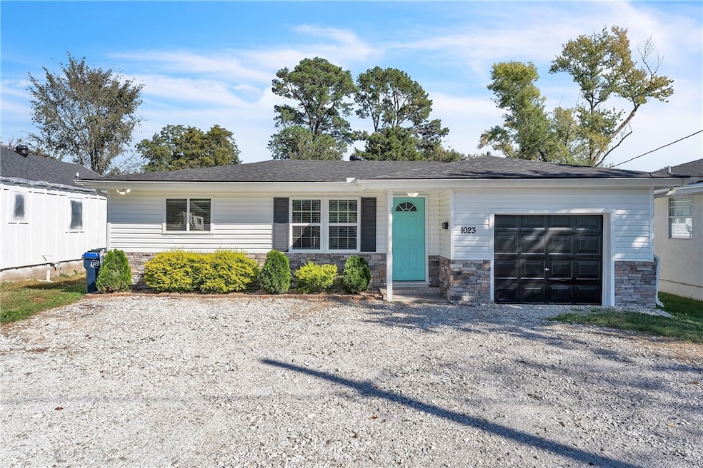 1023 S B St, Rogers, AR 72756 - photo 1