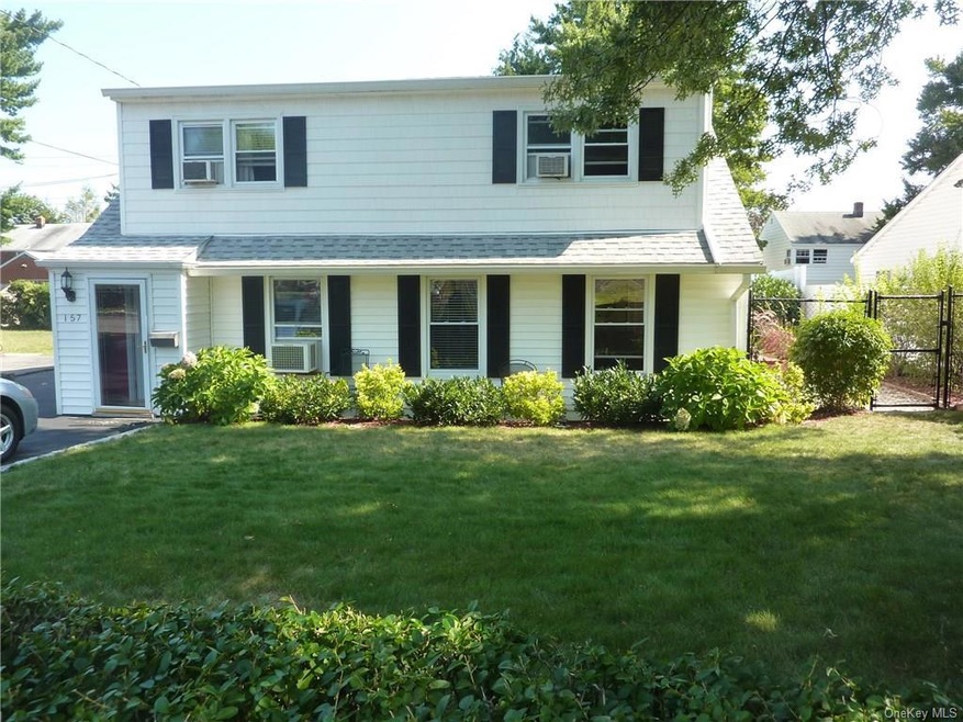 157 Whitman Rd, Yonkers, NY 10710 - photo 1