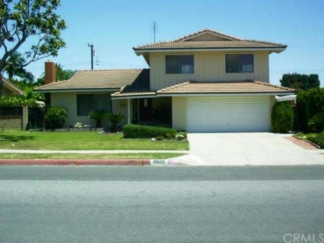 Front view of home
