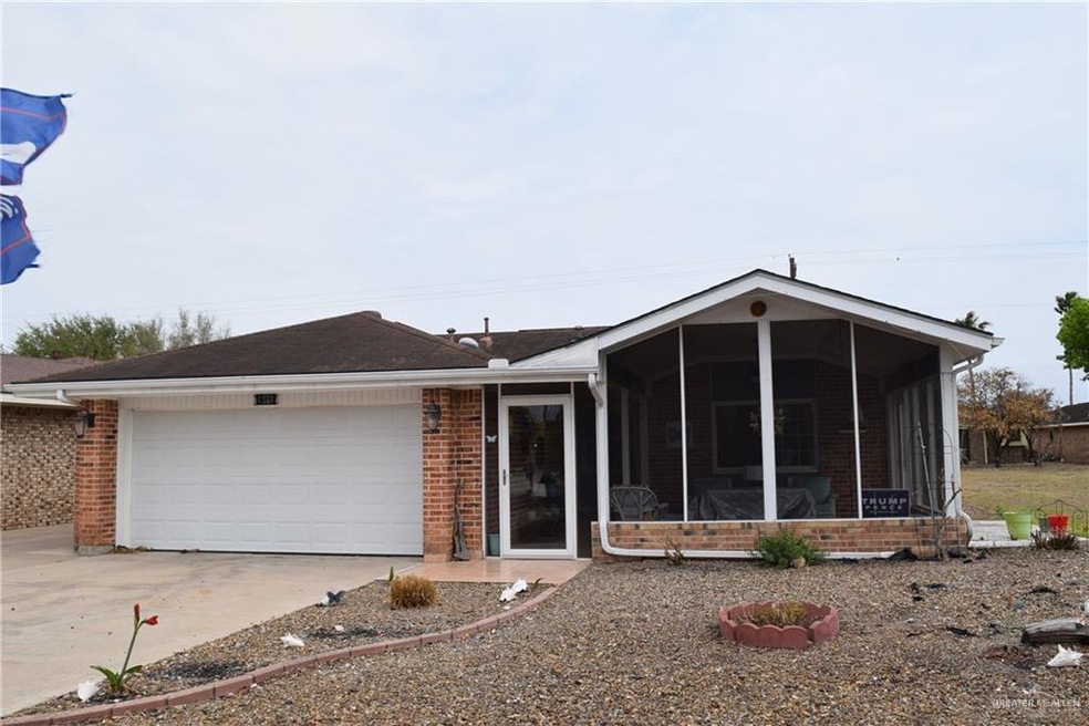 916 Citrus Dr, Alamo, TX 78516 - photo 1