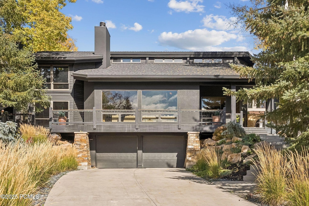 Pending $3,695,000 • Co-Listing Agent