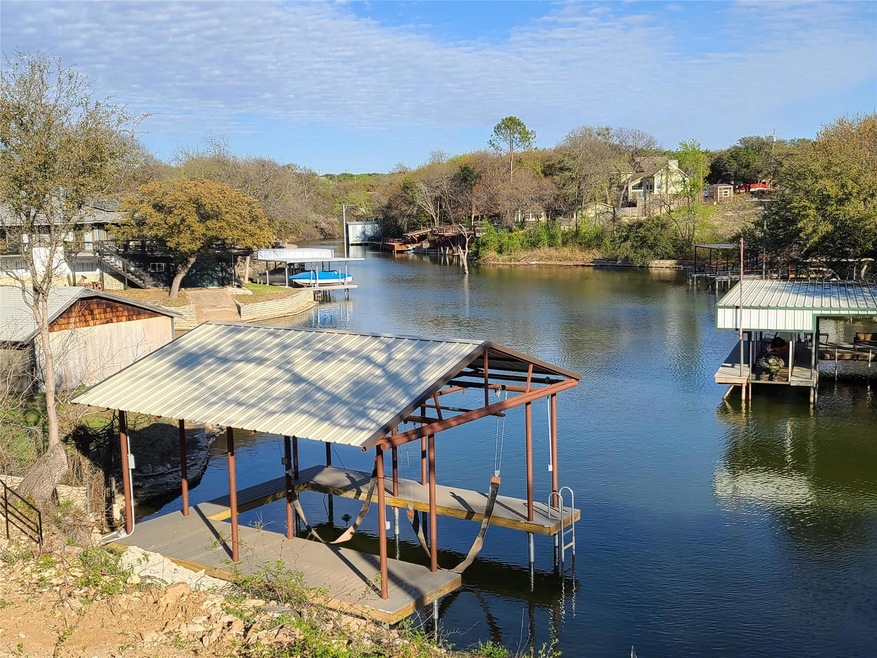 509 Apollo Ct, Granbury, TX 76049 - photo 1