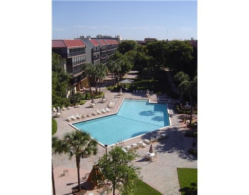Swimming Pool/Hot Tub/Sauna