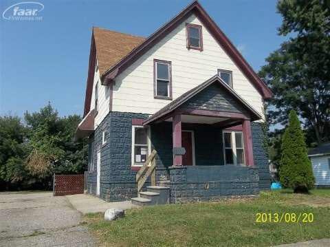 2001 Arlington Ave, Flint, MI 48506 - photo 1