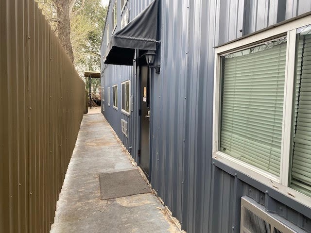 For Rent $1,200/month