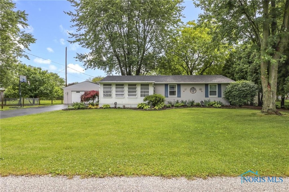 2047 N Watson Dr, Genoa, OH 43430 - photo 1