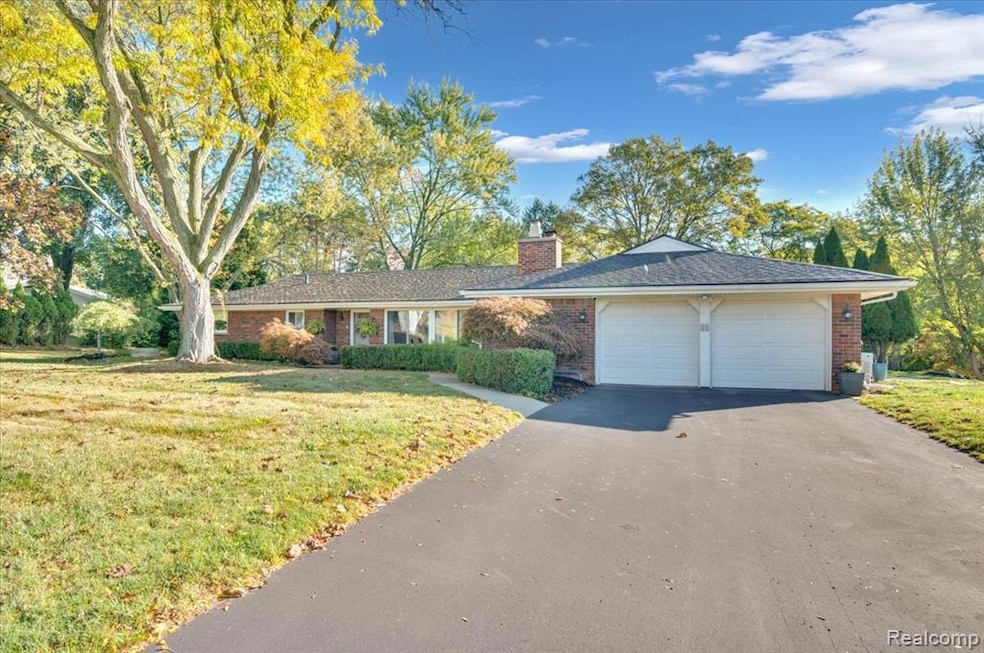 For Sale $464,900 • Co-Listing Agent
