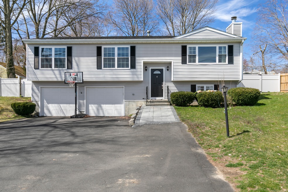 5175 Main St, Trumbull, CT 06611 - photo 1