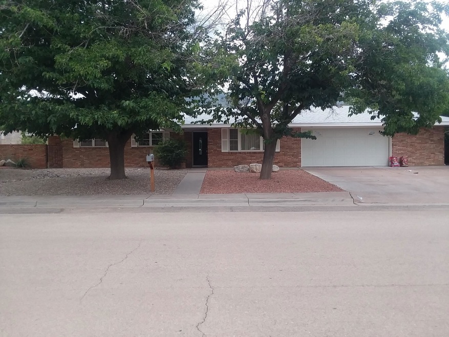 402 Sunrise Ave, Alamogordo, NM 88310 - photo 1