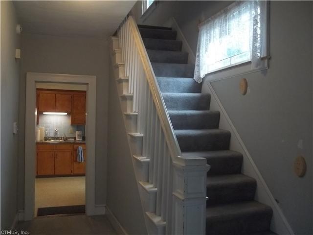 140 Collins St, New Britain, CT 06051 - photo 1