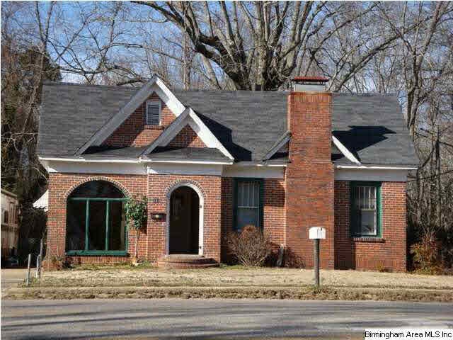 This is an older home in need of repair.  Still ve
