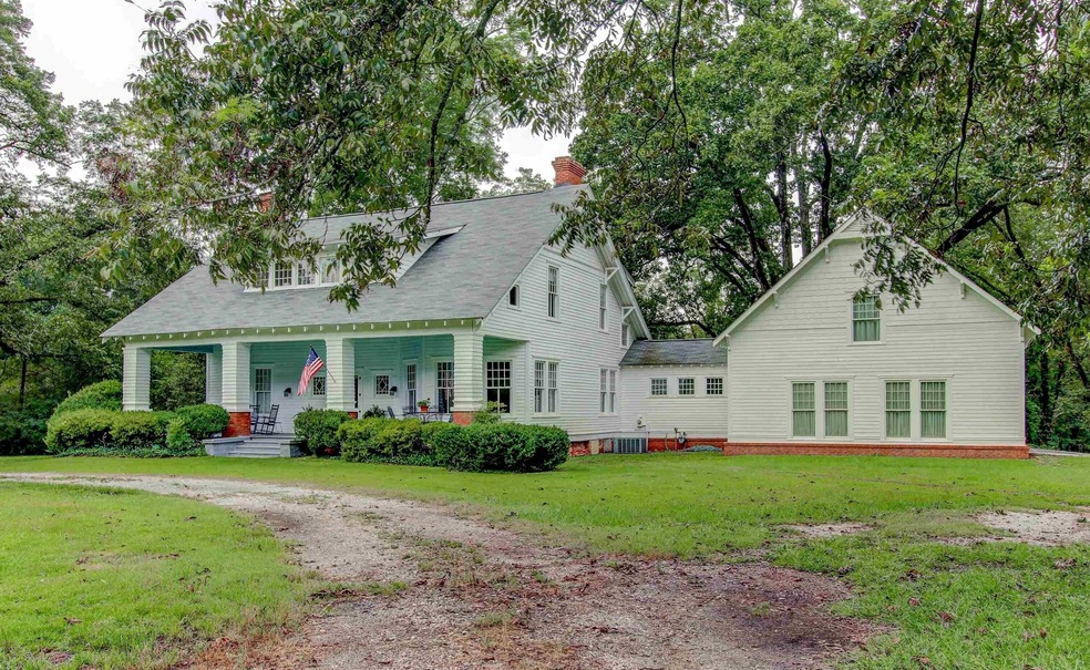 788 S Hwy 11, Social Circle, GA 30025 - photo 1