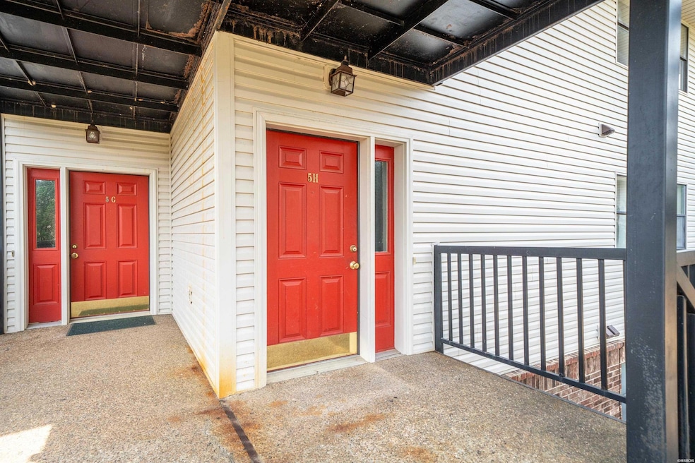 For Sale $299,000 • Co-Listing Agent