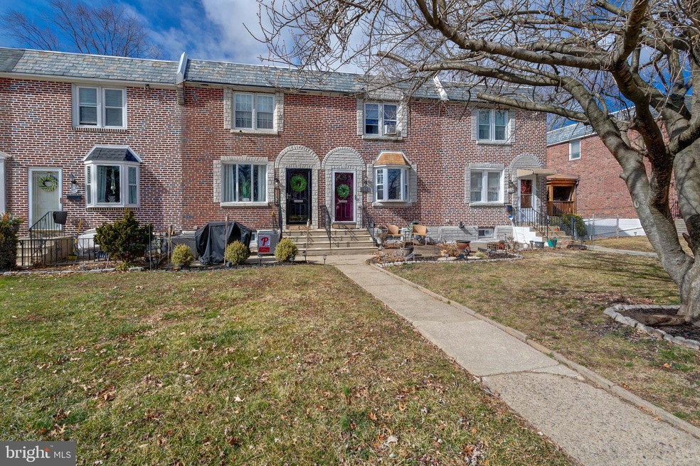 1134 Brookwood Ln, Glenolden, PA 19036 - photo 1