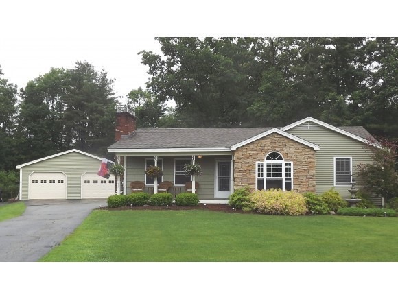 73 Raymond Cir, Hartford, VT 05001 - photo 1