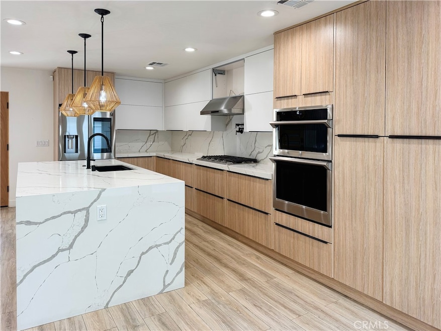 22539 Dolorosa St, Woodland Hills, CA 91367 - photo 1