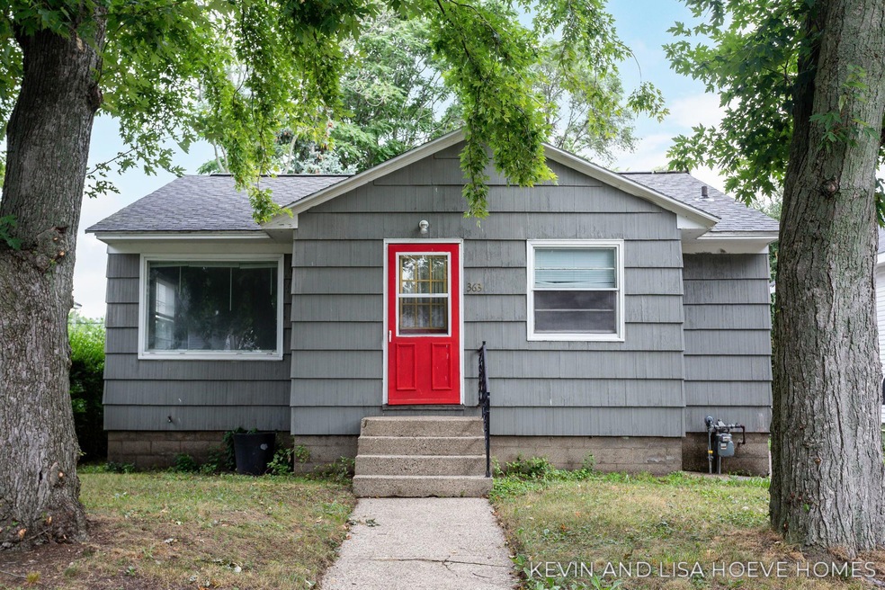 1-web-or-mls-363 W 17th St Holland-1
