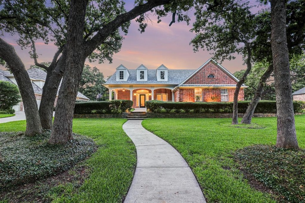 2802 Yorkshire Ln, Southlake, TX 76092 - photo 1