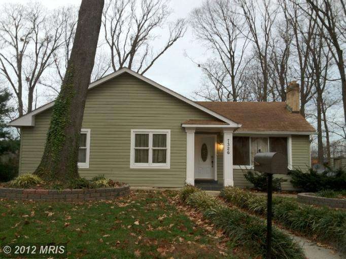 7326 Allan Ave, Falls Church, VA 22046 - photo 1