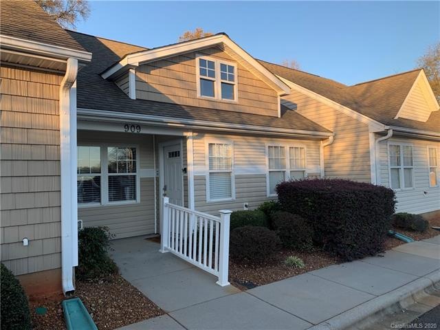 909 Ranchero St, Statesville, NC 28677 - photo 1