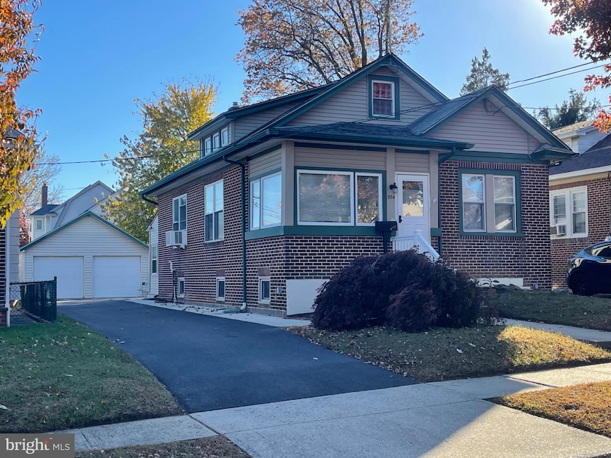 934 Mercer St, Gloucester City, NJ 08030 - photo 1