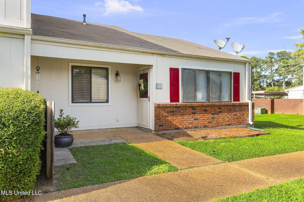 2-web-or-mls-151 Lakebend-1