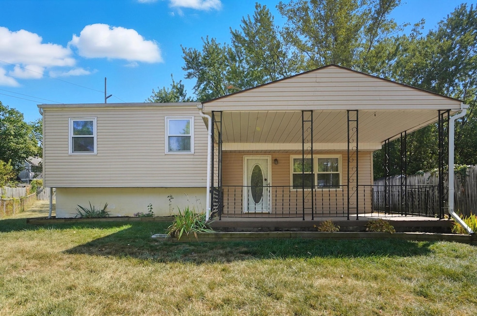 5401 Spire Ln, Columbus, OH 43232 - photo 1