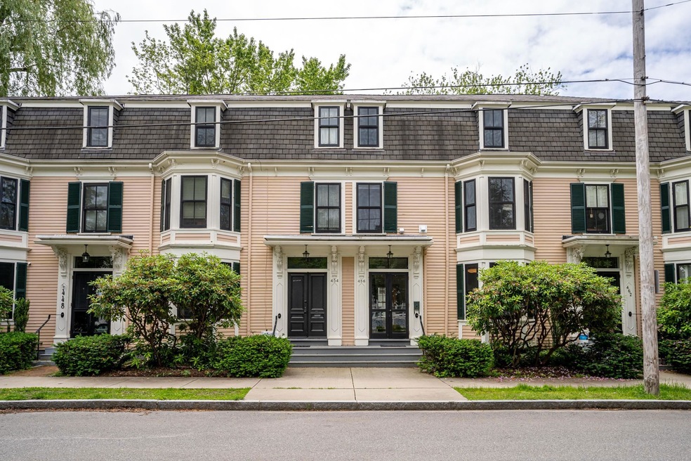 456 Lincoln Ave unit 3, Portsmouth, NH 03801 - photo 1