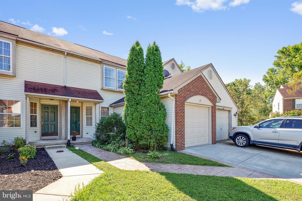 27 Chilmark Ct, Bear, DE 19701 - photo 1