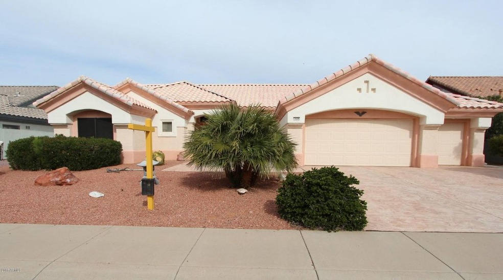 Safford w/Golf Cart Garage