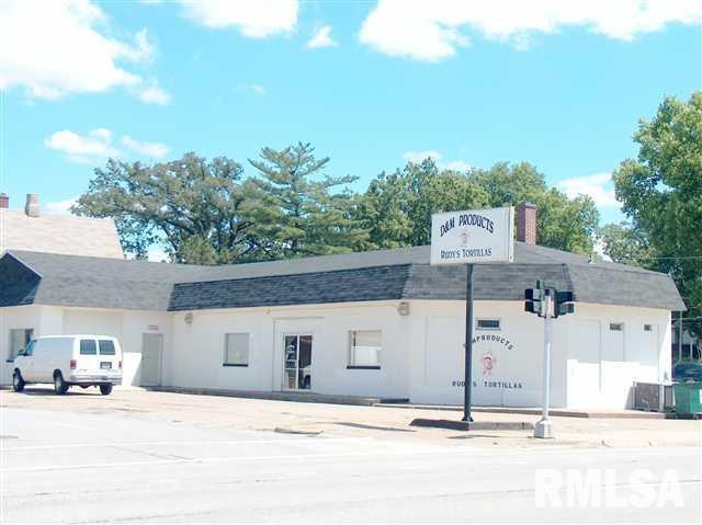 1329 N Harrison St, Davenport, IA 52803 - photo 1