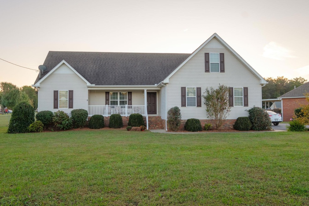 203 Graydon St, Shelbyville, TN 37160 - photo 1