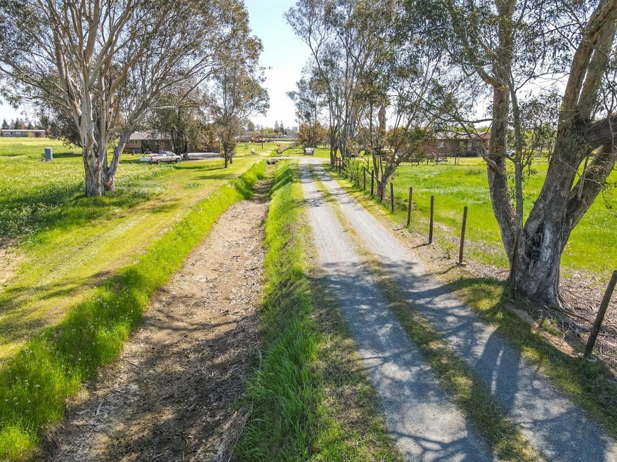 24480 N Watkinson Rd, Acampo, CA 95220 - photo 1