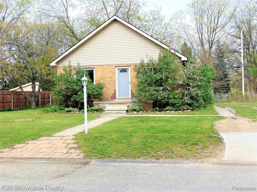 2375 Horace Street, West Bloomfield MI